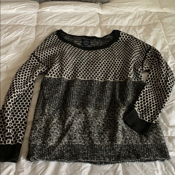 American Eagle Outfitters Sweaters - Ae boyfriend sweater